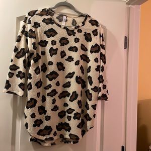 honeyme leopard print quarter sleeve sweater